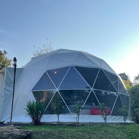 Panipa Organic Farm And Glamping Villa Pakchong Exterior photo